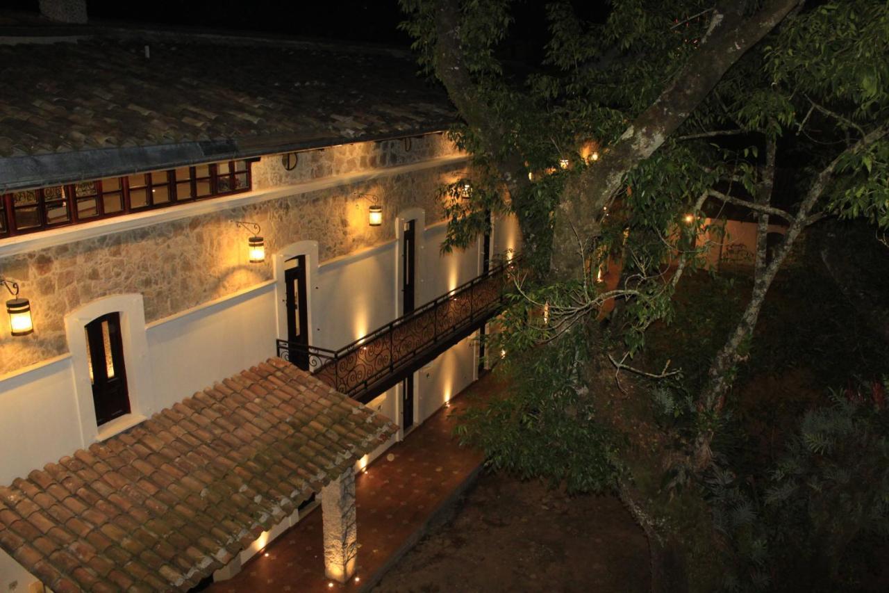 Hotel Ацалан Экстерьер фото